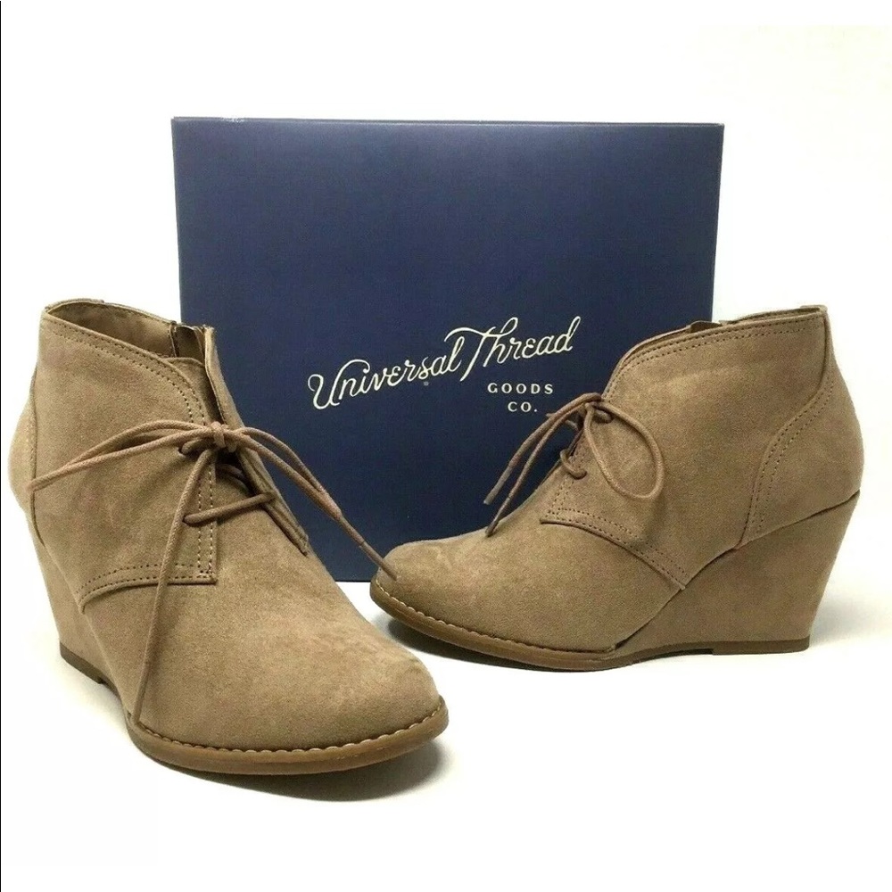 Womens Boot Bootie Ankle New 5.5 taupe tan
